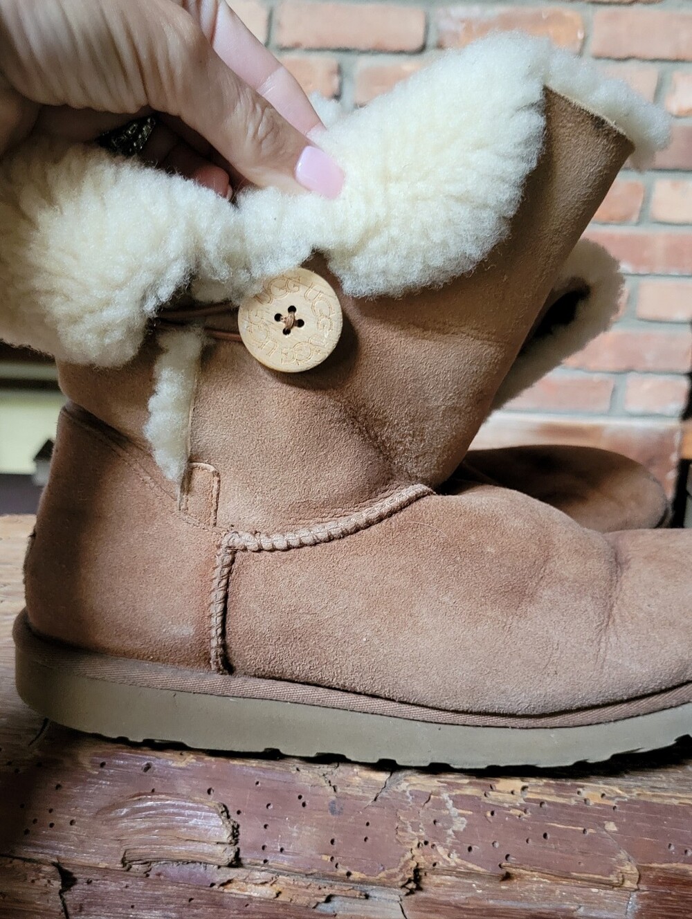 UGG Women’s Shearling-Lined Button Boot - Chestnut